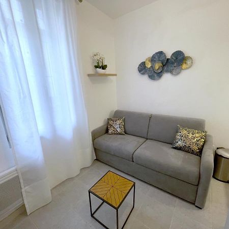 Mini-Studio De 10M² En Centre-Ville De بزييه المظهر الخارجي الصورة