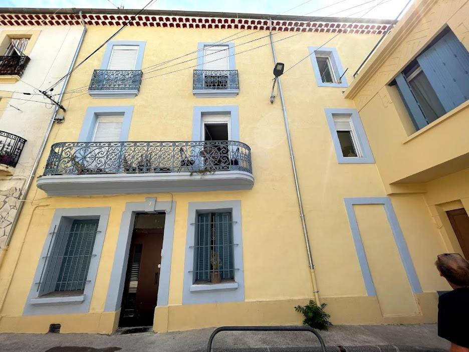Mini-Studio De 10M² En Centre-Ville De بزييه المظهر الخارجي الصورة
